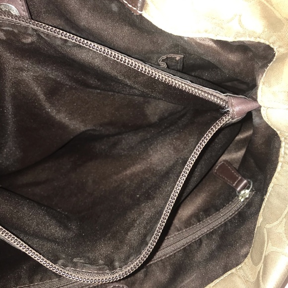 Coach Shoulder Bag Large Classic Brown Design - Picture 8 of 11